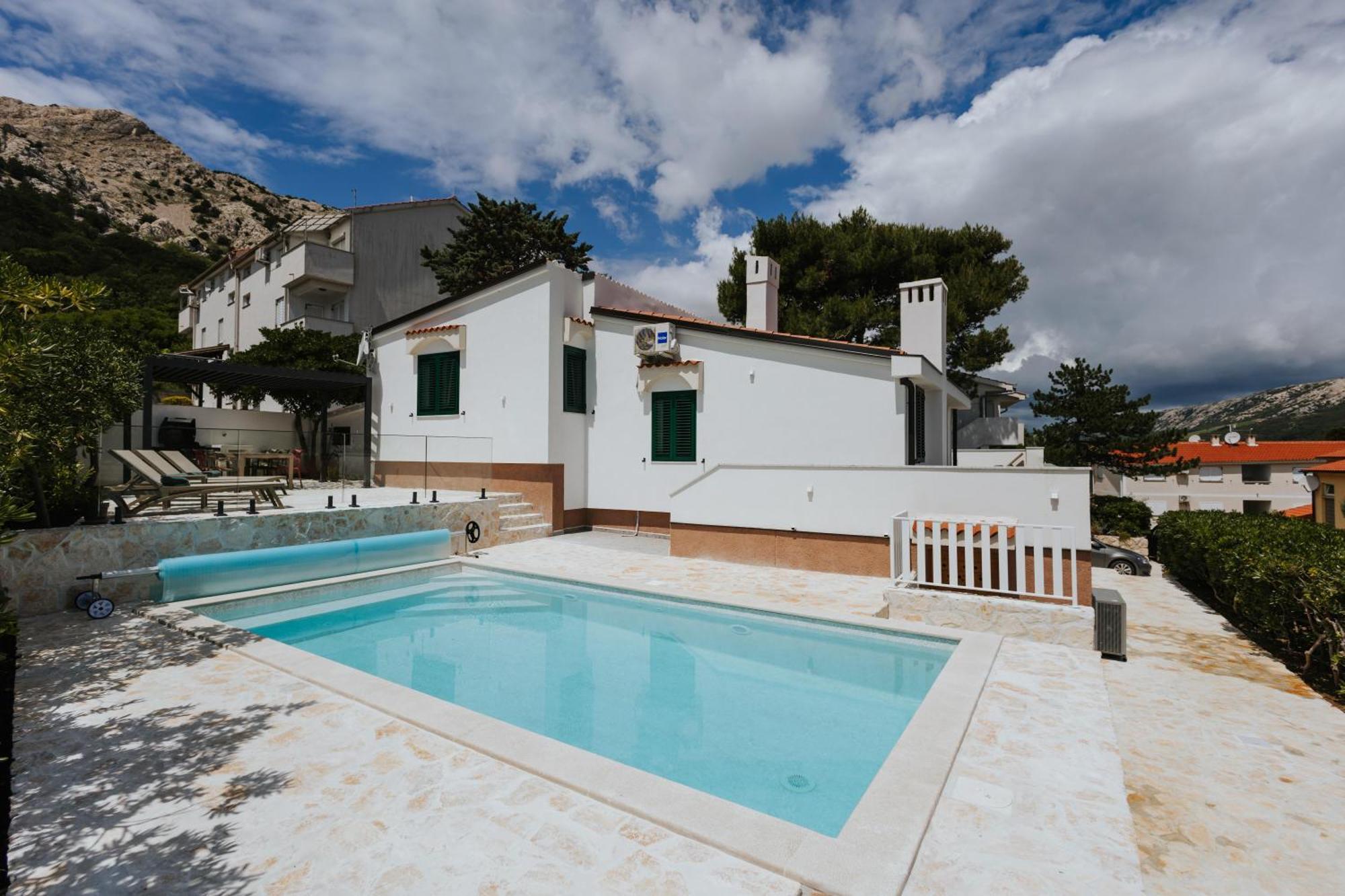 Villa Zlata - Holiday House Baska  Exterior photo